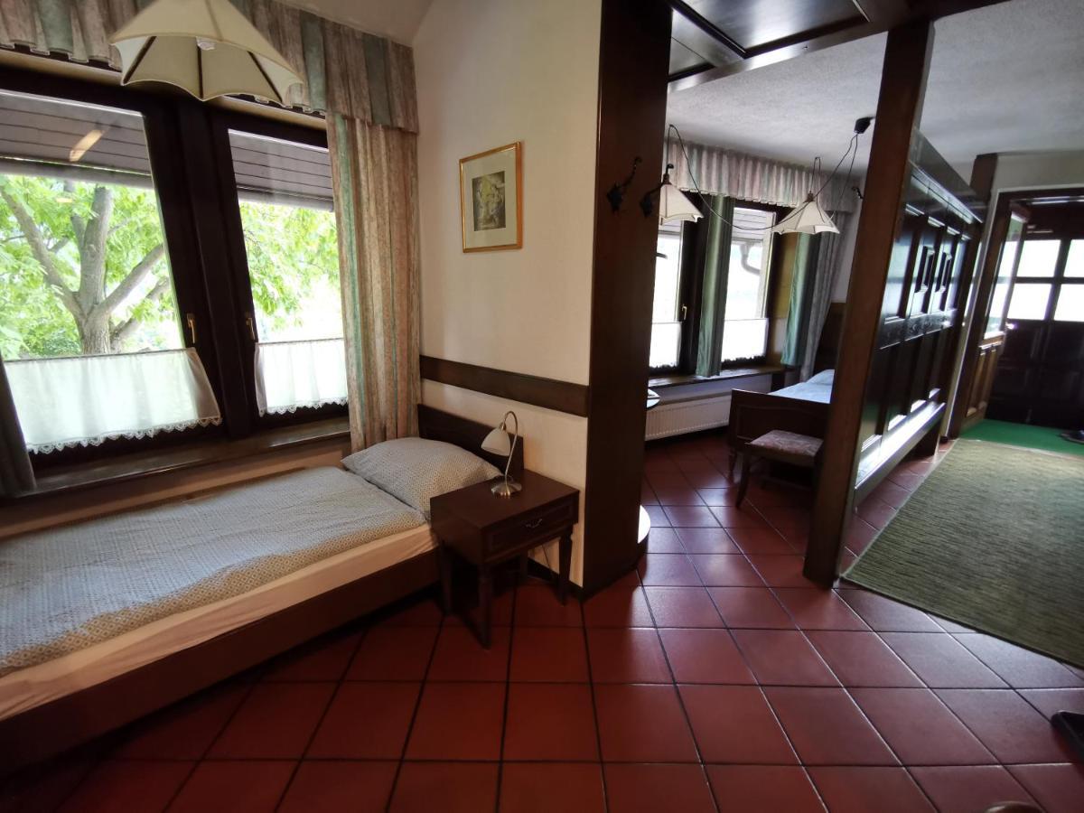 Apartmaji Mak Jesenice Buitenkant foto