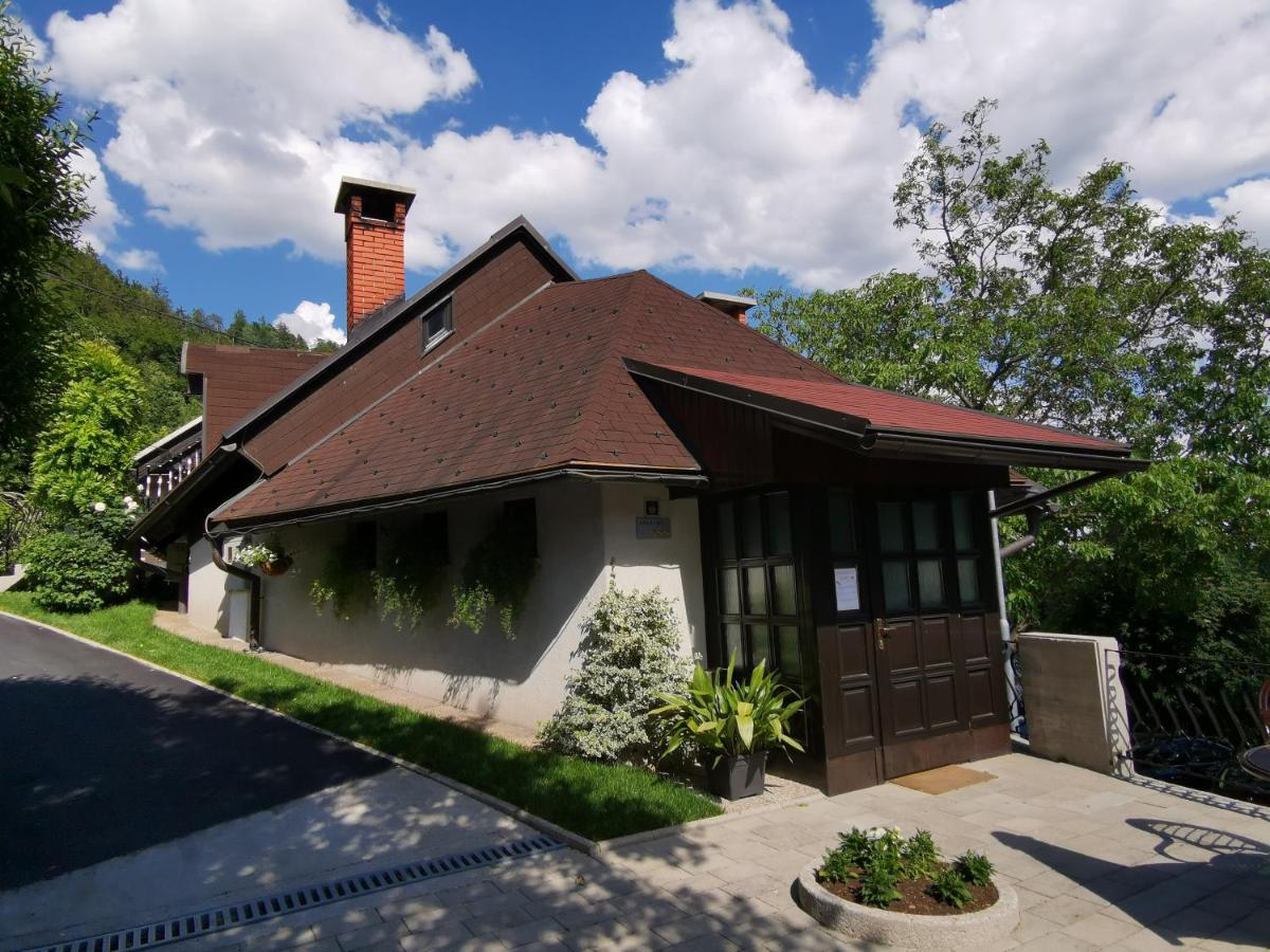 Apartmaji Mak Jesenice Buitenkant foto