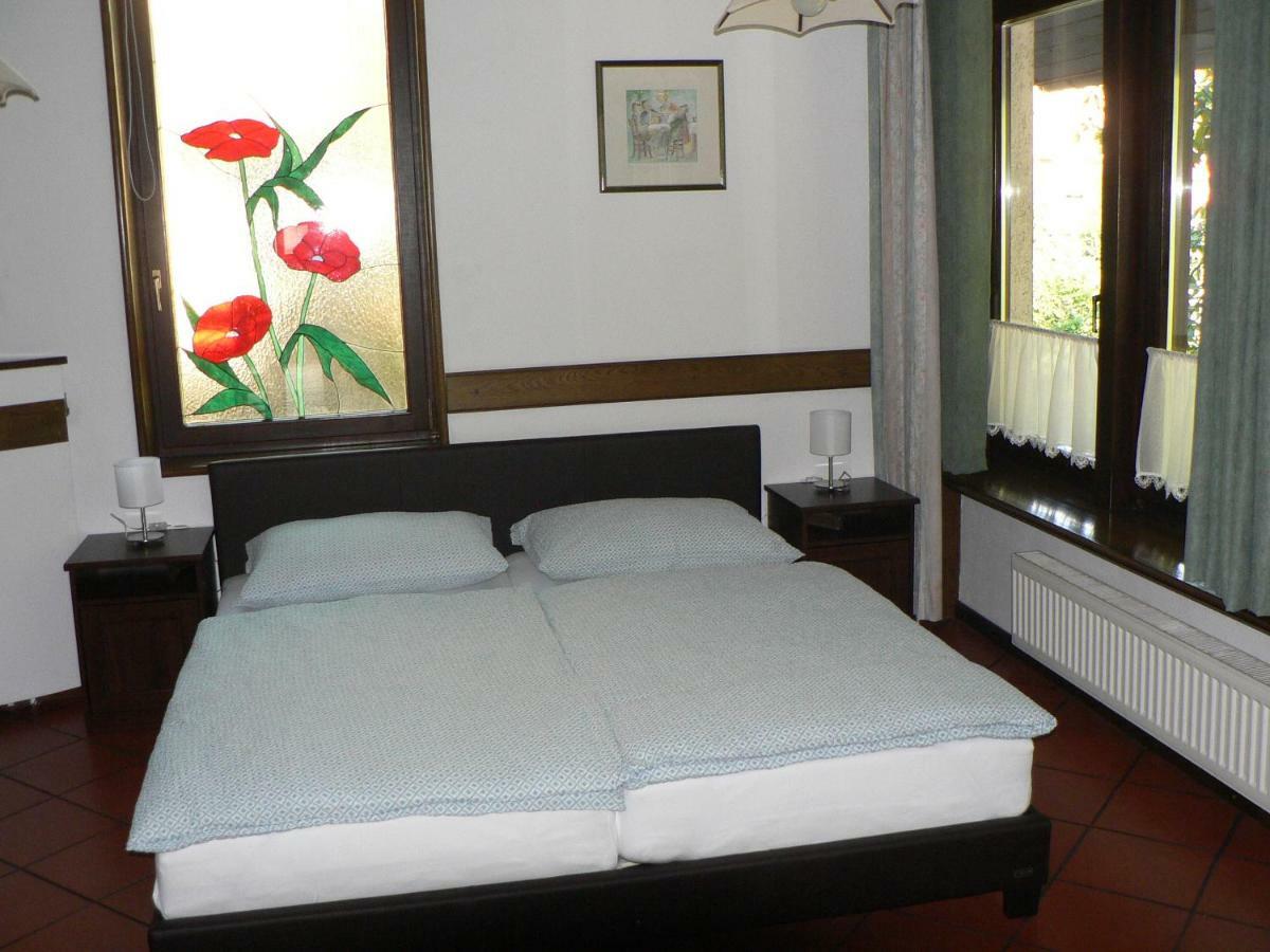 Apartmaji Mak Jesenice Buitenkant foto